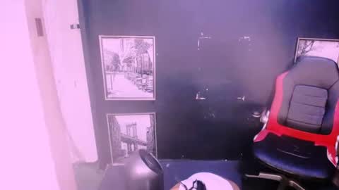 alanadelray online show from November 10, 2025, 6:56 am