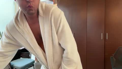 Snapshot of alanan881 chatting on March 1, 2026, 10:56 pm alanan881 online show from March 1, 2026, 10:56 pm