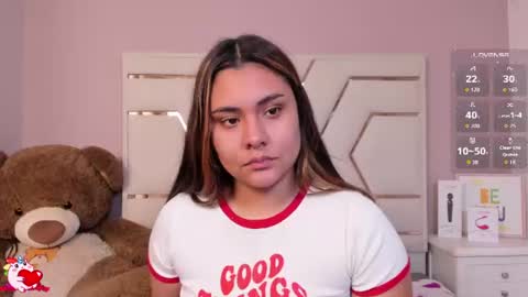 Snapshot of alanarousse_ chatting on June 19, 2026, 11:58 am alanarousse_ online show from June 19, 2026, 11:58 am