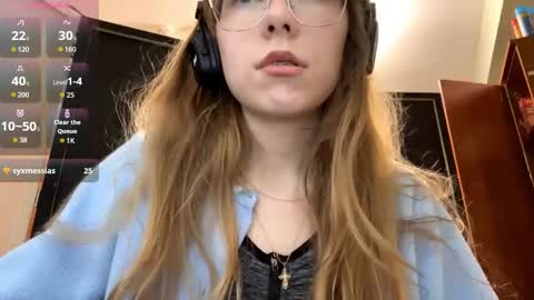 Snapshot of alanehadaller chatting on September 9, 2025, 5:23 pm Stella online show from September 9, 2025, 5:23 pm