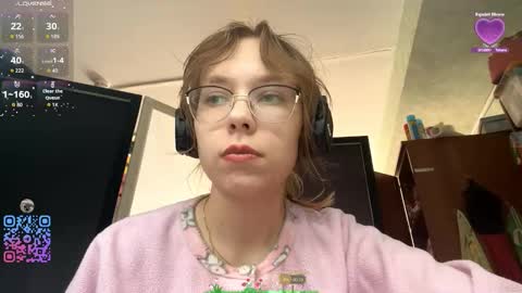 Snapshot of alanehadaller chatting on October 4, 2025, 10:46 am Stella online show from October 4, 2025, 10:46 am