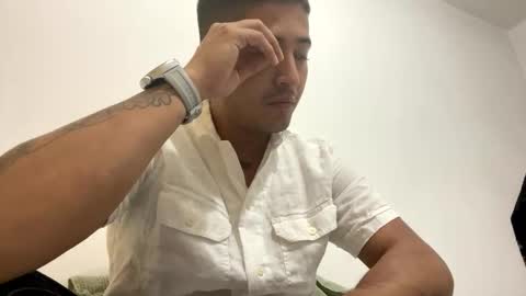 alanj998 online show from February 25, 2026, 4:11 am