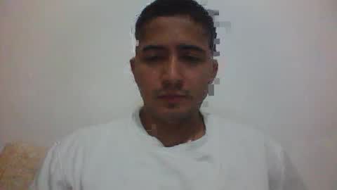 alanj998 online show from April 16, 2026, 3:29 am