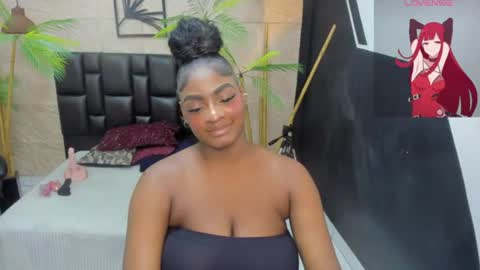 Snapshot of alanna_bonny chatting on July 14, 2026, 2:01 pm Alanna online show from July 14, 2026, 2:01 pm