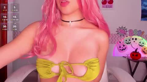 Snapshot of alanna_cherry chatting on November 3, 2025, 11:59 pm Alanna online show from November 3, 2025, 11:59 pm