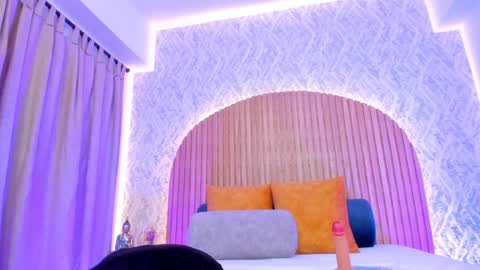 Alanna  online show from January 13, 2025, 6:06 am