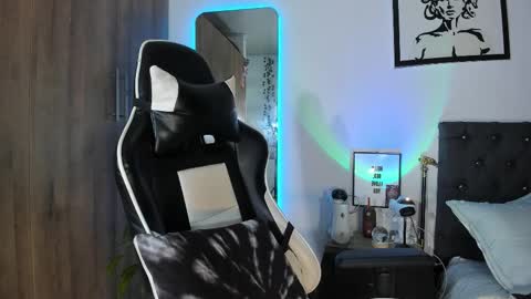 alannaughty_ online show from March 14, 2026, 12:06 am