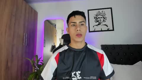 alannaughty_ online show from June 30, 2026, 10:22 pm