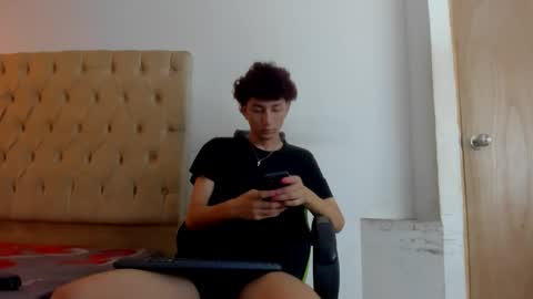 alantrickz365 online show from February 3, 2026, 9:47 am