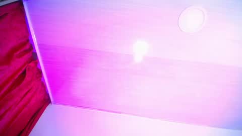 Snapshot of alanys_24 chatting on June 18, 2026, 10:19 am Victoria online show from June 18, 2026, 10:19 am