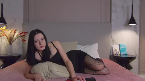 alaria_shaw online show from March 21, 2026, 4:43 pm