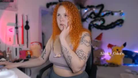 Snapshot of alaska_colors chatting on December 4, 2025, 4:48 pm Caro online show from December 4, 2025, 4:48 pm