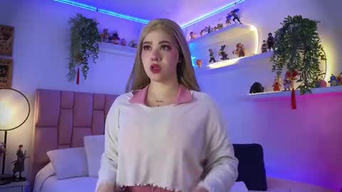 albaandthayron online show from December 22, 2025, 12:13 pm