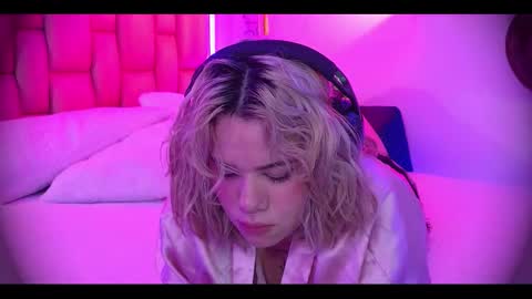 albaandthayron online show from March 5, 2026, 12:12 pm