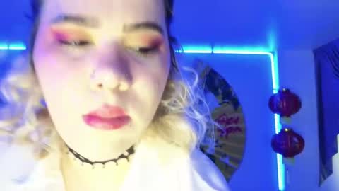 Snapshot of albaandthayron chatting on May 6, 2026, 12:10 pm albaandthayron online show from May 6, 2026, 12:10 pm
