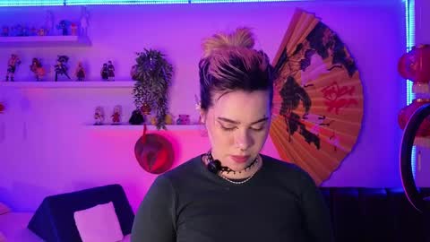 Snapshot of albaandthayron chatting on May 25, 2026, 12:11 pm albaandthayron online show from May 25, 2026, 12:11 pm