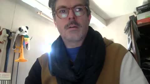 Snapshot of albandant chatting on February 19, 2025, 2:01 pm albandant online show from February 19, 2025, 2:01 pm