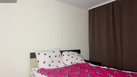 Snapshot of albertinadez chatting on January 18, 2026, 1:15 pm Viktoria online show from January 18, 2026, 1:15 pm