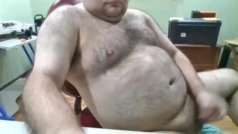 Snapshot of albertle345 chatting on October 19, 2025, 5:46 pm albertle345 online show from October 19, 2025, 5:46 pm