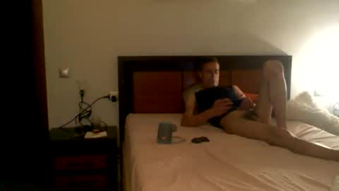 albertomaxchotex online show from April 6, 2026, 9:49 pm