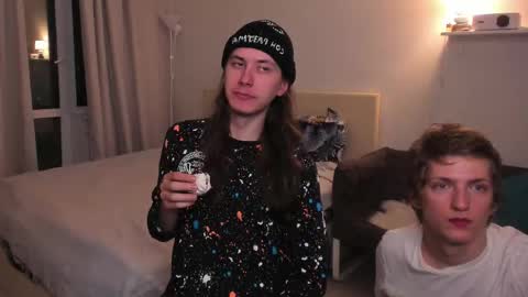 Snapshot of albertpainhate chatting on September 18, 2025, 11:29 pm Albert You can ------------ support me at online show from September 18, 2025, 11:29 pm