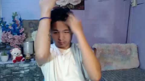 Snapshot of albertx_destroyer69 chatting on May 11, 2026, 12:05 am Albert online show from May 11, 2026, 12:05 am