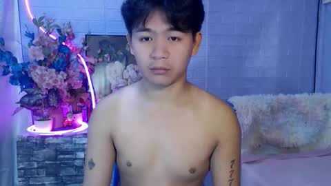 Snapshot of albertx_destroyer69 chatting on May 19, 2026, 1:00 am Albert online show from May 19, 2026, 1:00 am