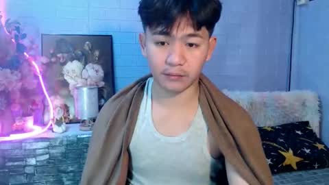 Snapshot of albertx_destroyer69 chatting on May 21, 2026, 2:07 am Albert online show from May 21, 2026, 2:07 am