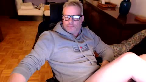 Snapshot of albixfun chatting on November 2, 2025, 8:44 pm albixfun online show from November 2, 2025, 8:44 pm