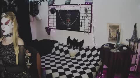 Mistic witch online show from February 26, 2025, 6:37 am