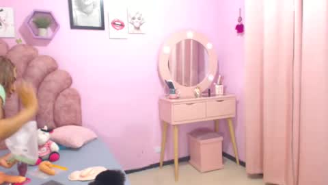 Snapshot of aldana_stone chatting on January 7, 2025, 2:10 am aldana_stone online show from January 7, 2025, 2:10 am