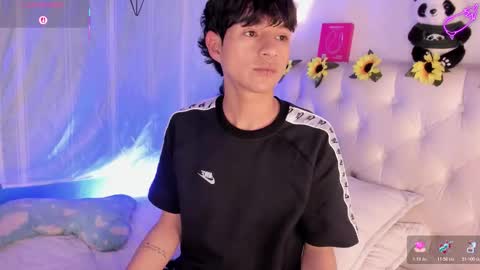 ale_aurarashi online show from February 15, 2026, 10:03 am