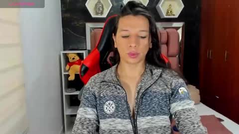 ale_noah_xxx online show from September 11, 2025, 9:37 pm