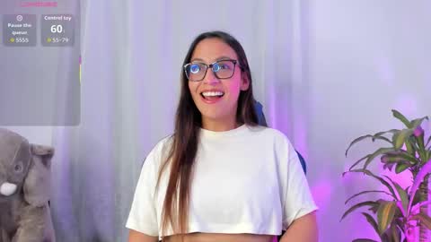 aleaa  online show from November 1, 2025, 1:18 am