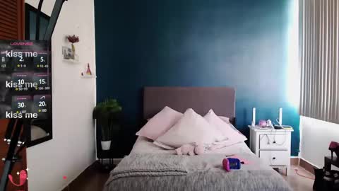 aledelo online show from December 3, 2024, 5:45 pm