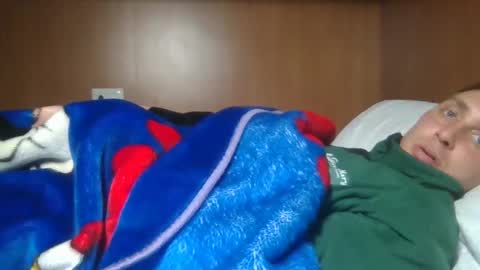 Snapshot of aledewalt chatting on December 6, 2024, 11:33 am call me on skp alexdewalt online show from December 6, 2024, 11:33 am