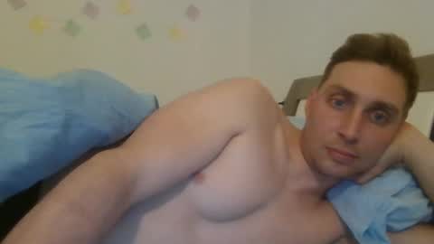 Snapshot of aledewalt chatting on February 17, 2025, 6:15 pm call me on skp alexdewalt online show from February 17, 2025, 6:15 pm