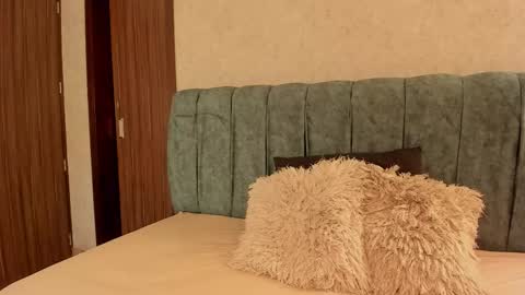 Snapshot of aleera_walton chatting on February 5, 2026, 7:40 pm Aleera online show from February 5, 2026, 7:40 pm