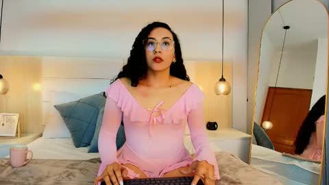 Alehia Cute online show from December 2, 2025, 12:05 am