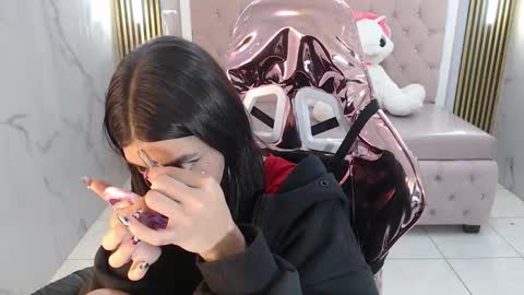 Ale online show from December 15, 2025, 1:04 pm