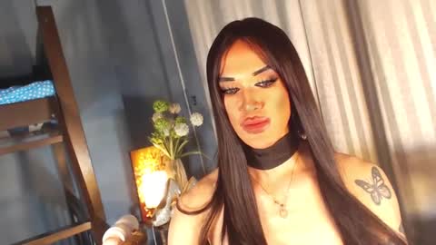 Snapshot of aleinacroft chatting on February 9, 2025, 4:07 pm aleinacroft online show from February 9, 2025, 4:07 pm