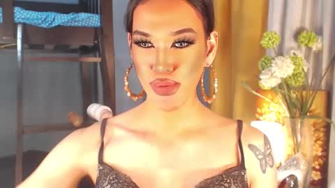 Snapshot of aleinacroft chatting on March 2, 2025, 3:02 am aleinacroft online show from March 2, 2025, 3:02 am