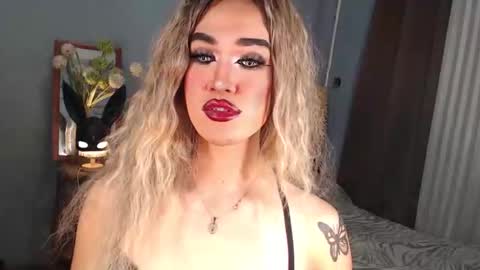 Snapshot of aleinacroft chatting on October 2, 2025, 1:56 am aleinacroft online show from October 2, 2025, 1:56 am