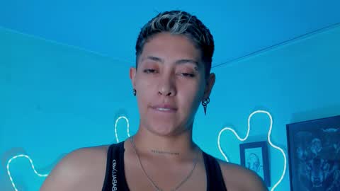 Alejandra online show from February 18, 2026, 11:44 pm