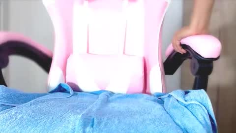 Aleja Harker  online show from March 8, 2026, 4:27 am