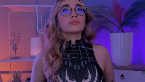   night GTM -5 online show from May 19, 2026, 4:19 am