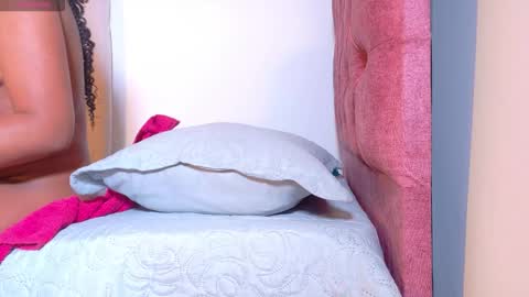 alejandra_dunn1 online show from December 22, 2025, 1:02 am