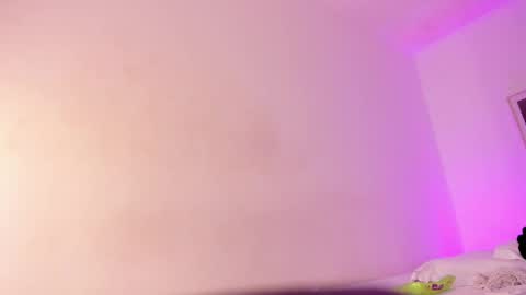 Alejandra online show from March 7, 2026, 11:29 am