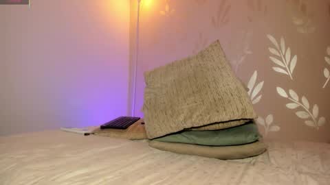 Snapshot of alejandrarosse chatting on February 25, 2026, 9:24 pm alejandra Independent model online show from February 25, 2026, 9:24 pm