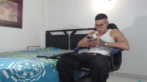 Snapshot of alejandrocock23 chatting on March 11, 2026, 11:22 pm alejandrocock online show from March 11, 2026, 11:22 pm